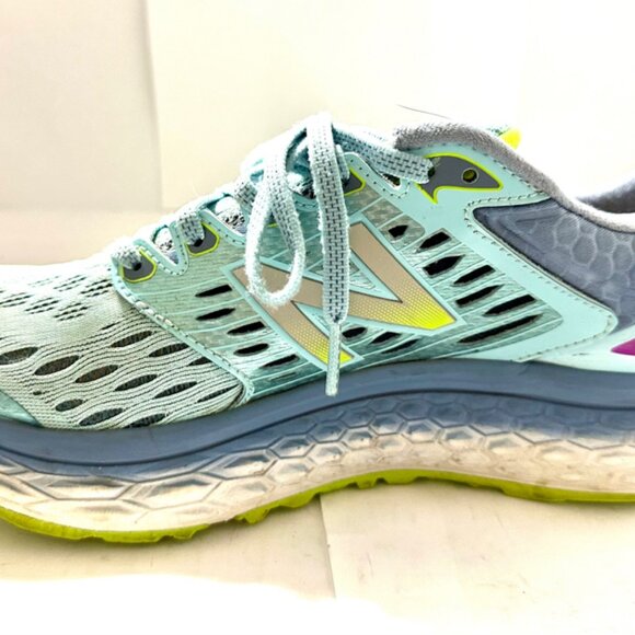 New Balance Fresh Foam Women's 9 Light Blue - Picture 2 of 7